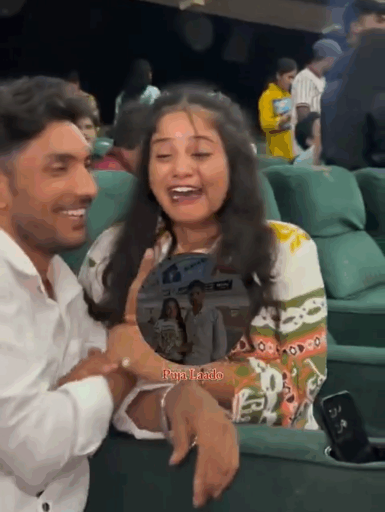 Saiyaara देखने के बाद हर कोई रो क्यों रहा है ! 5 Girl is crying while watching saiyaara movie
