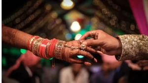 Shaadi arrange karni chahiye ya love se chalti hai zyada